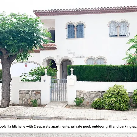 Poolvilla Michelle In Strandnaehe *